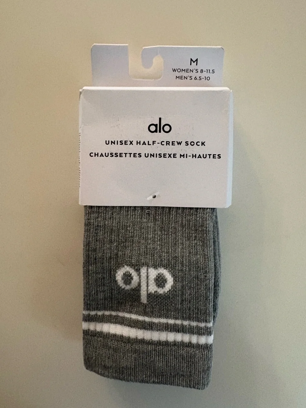 Alo Yoga Unisex Throwback Socks Athletic Heather Gray Size Medium